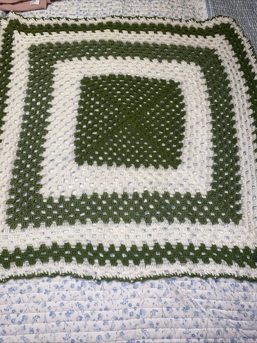 Vintage Lap Afghan 37 x 37